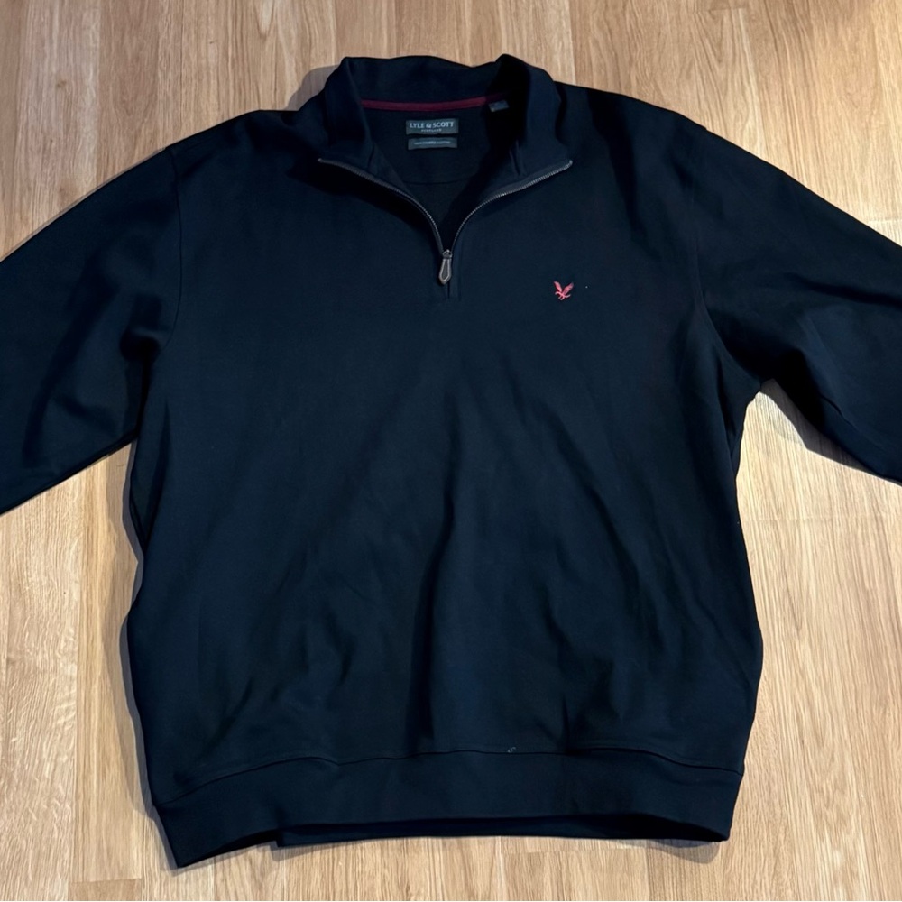 EUC Men’s Lyle & Scott Scotland 1/4 Zip Sweatshirt - Black - 100%Cotton - XL